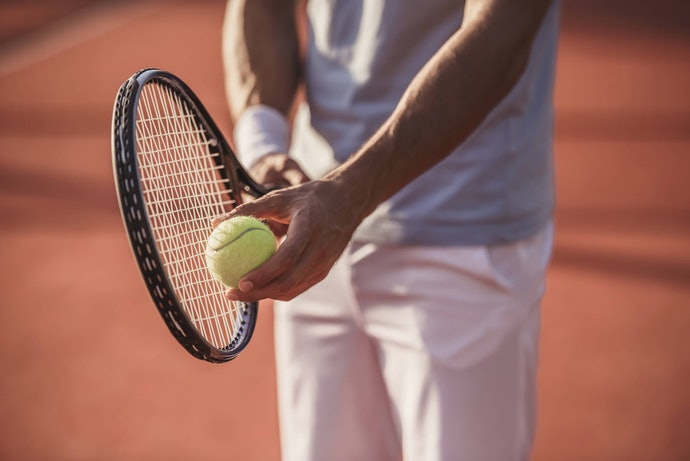 Top 10 Best Tennis Rackets To Buy In 2020